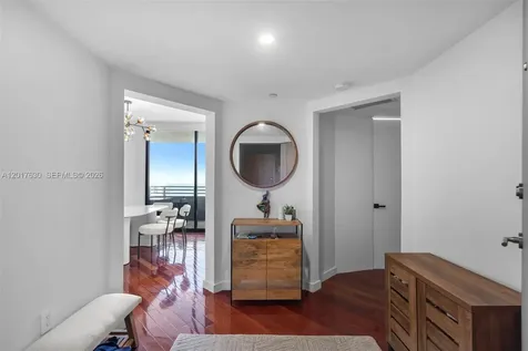 1330 West Avenue Miami Beach FL 33139