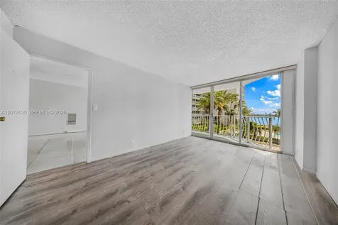 7601 E Treasure Drive North Bay Village FL 33141