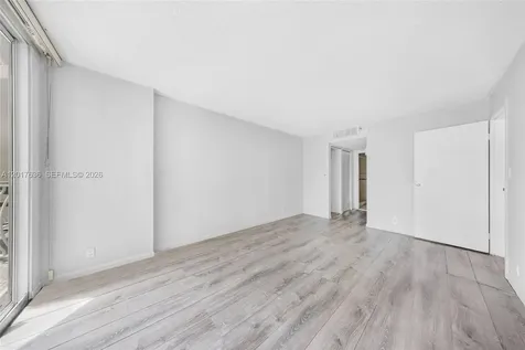 7601 E Treasure Drive North Bay Village FL 33141