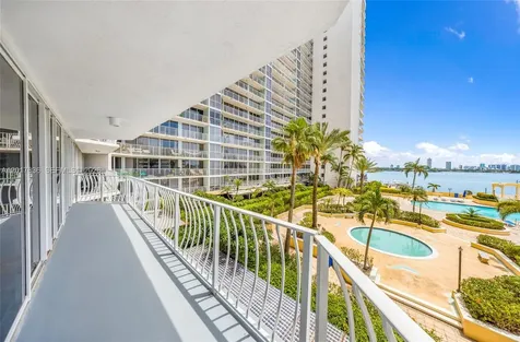 7601 E Treasure Drive North Bay Village FL 33141