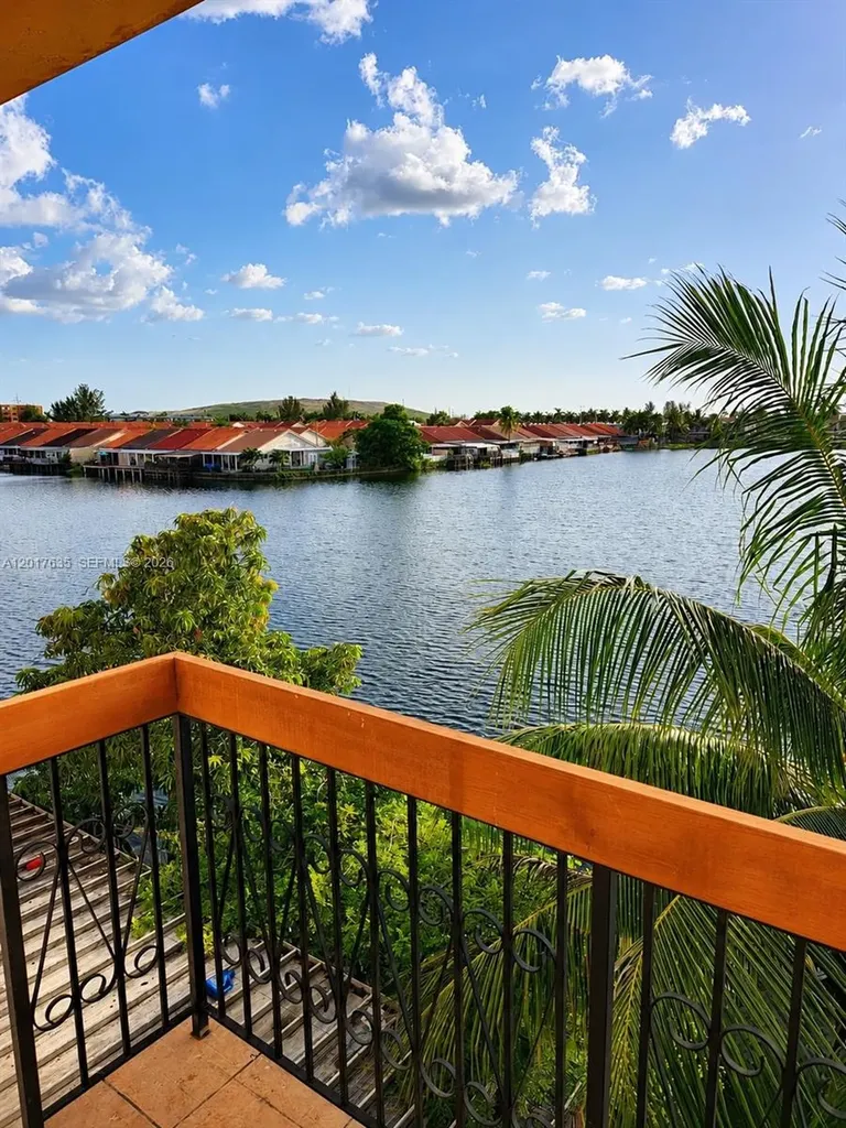 5650 W 26th Court Hialeah FL 33016
