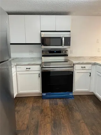 5650 W 26th Court Hialeah FL 33016