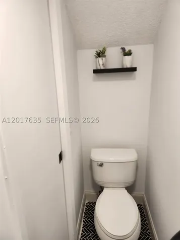 5650 W 26th Court Hialeah FL 33016