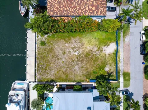 1776 SE 9th Street Fort Lauderdale FL 33316