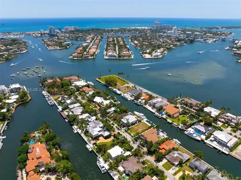 1776 SE 9th Street Fort Lauderdale FL 33316