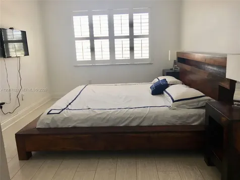 1610 Lenox Avenue Miami Beach FL 33139