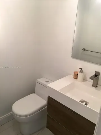 1610 Lenox Avenue Miami Beach FL 33139