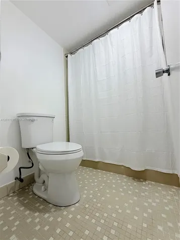 4020 W Palm Aire Drive Pompano Beach FL 33069