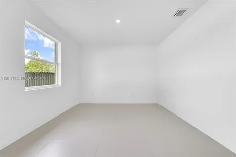 27232 SW 159th Path Miami FL 33031