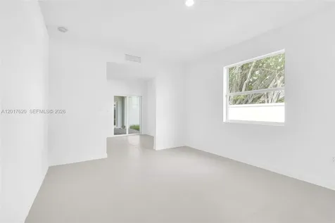 27232 SW 159th Path Miami FL 33031