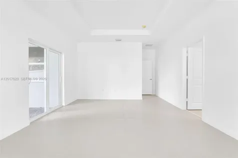 27232 SW 159th Path Miami FL 33031
