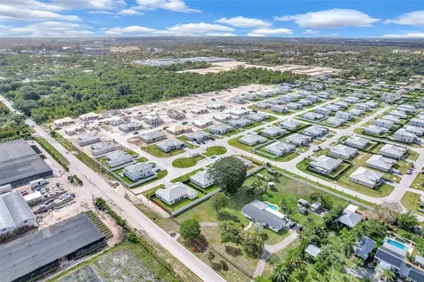 27232 SW 159th Path Miami FL 33031