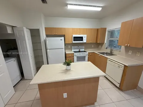 2953 SE 15th Terrace Homestead FL 33035