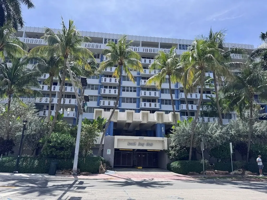 800 West Avenue Miami Beach FL 33139
