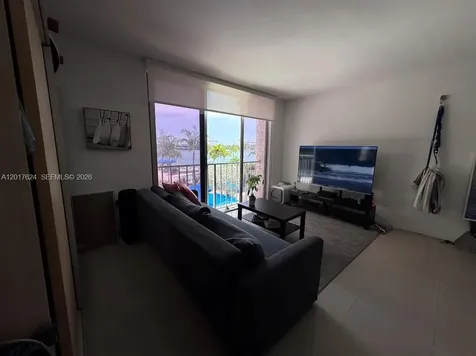 800 West Avenue Miami Beach FL 33139