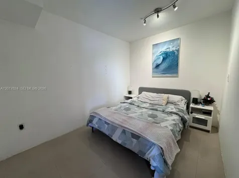 800 West Avenue Miami Beach FL 33139