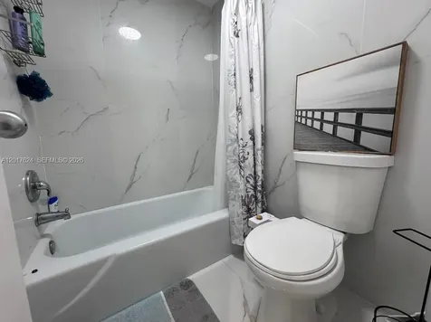 800 West Avenue Miami Beach FL 33139