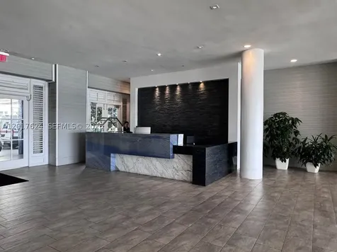 800 West Avenue Miami Beach FL 33139