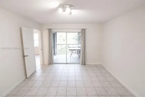 464 NE 210th Circle Terrace Miami FL 33179