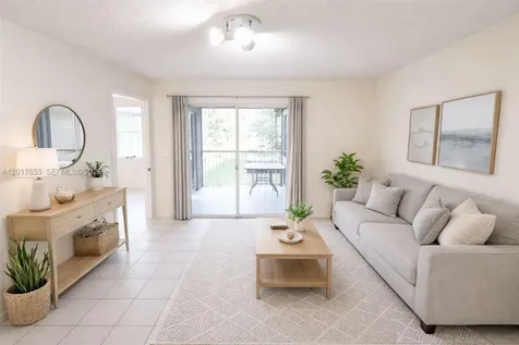 464 NE 210th Circle Terrace Miami FL 33179