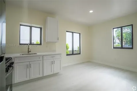 433 SW 6th Street Miami FL 33130