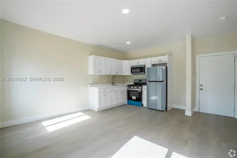 433 SW 6th Street Miami FL 33130