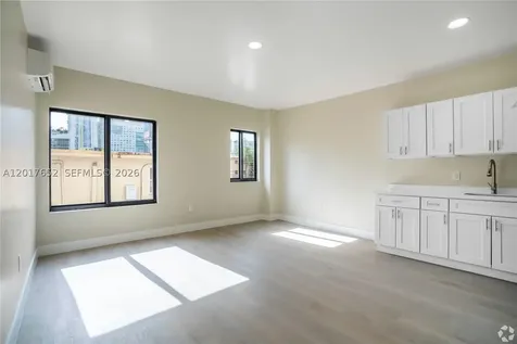 433 SW 6th Street Miami FL 33130