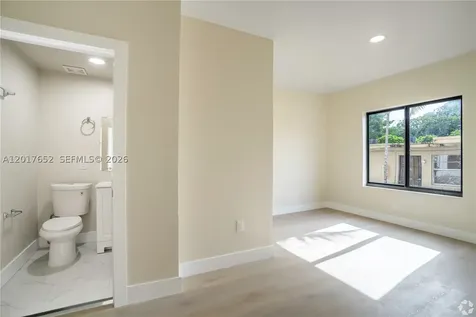 433 SW 6th Street Miami FL 33130