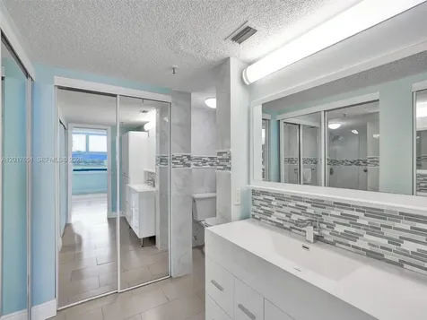 105 Lake Emerald Drive Oakland Park FL 33309