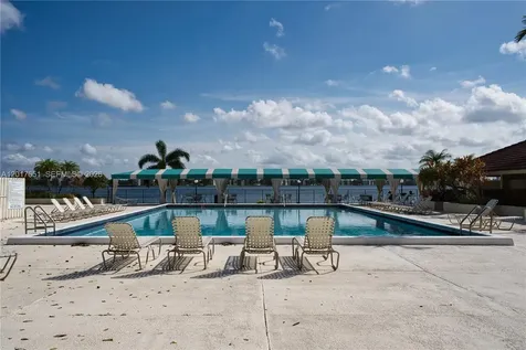 105 Lake Emerald Drive Oakland Park FL 33309