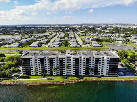 105 Lake Emerald Drive Oakland Park FL 33309