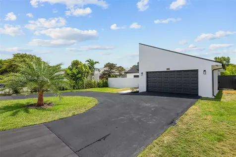 2851 SW 117th Avenue Miami FL 33175