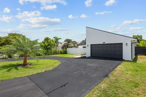 2851 SW 117th Avenue Miami FL 33175
