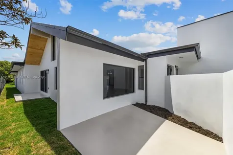 2851 SW 117th Avenue Miami FL 33175