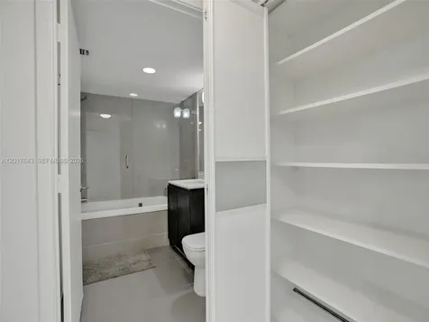 6620 Indian Creek Miami Beach FL 33141