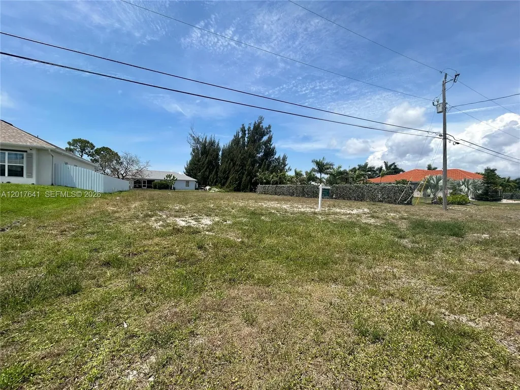 3217 NW 21st Street Cape Coral FL 33993