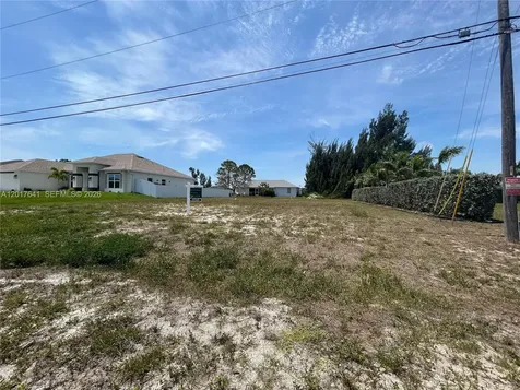 3217 NW 21st Street Cape Coral FL 33993