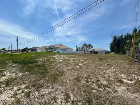 3217 NW 21st Street Cape Coral FL 33993