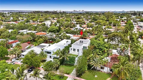 1311 Bay Drive Miami Beach FL 33141