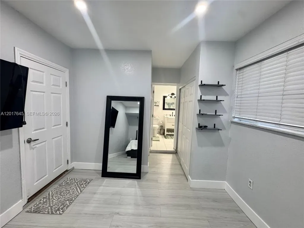 3010 N 73rd Avenue Hollywood FL 33024