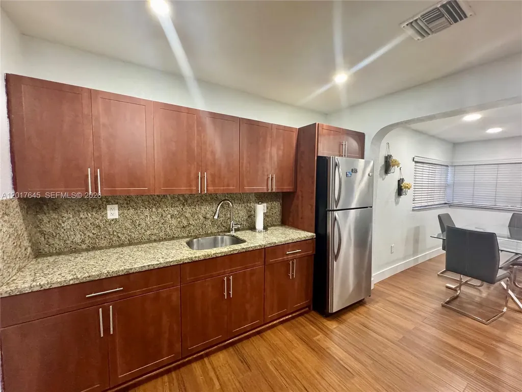 3010 N 73rd Avenue Hollywood FL 33024