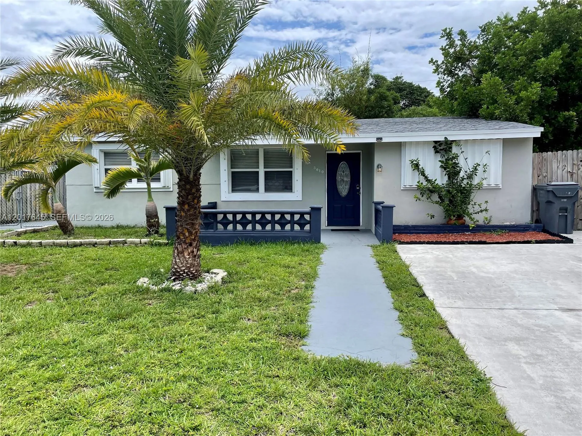 3010 N 73rd Avenue Hollywood FL 33024