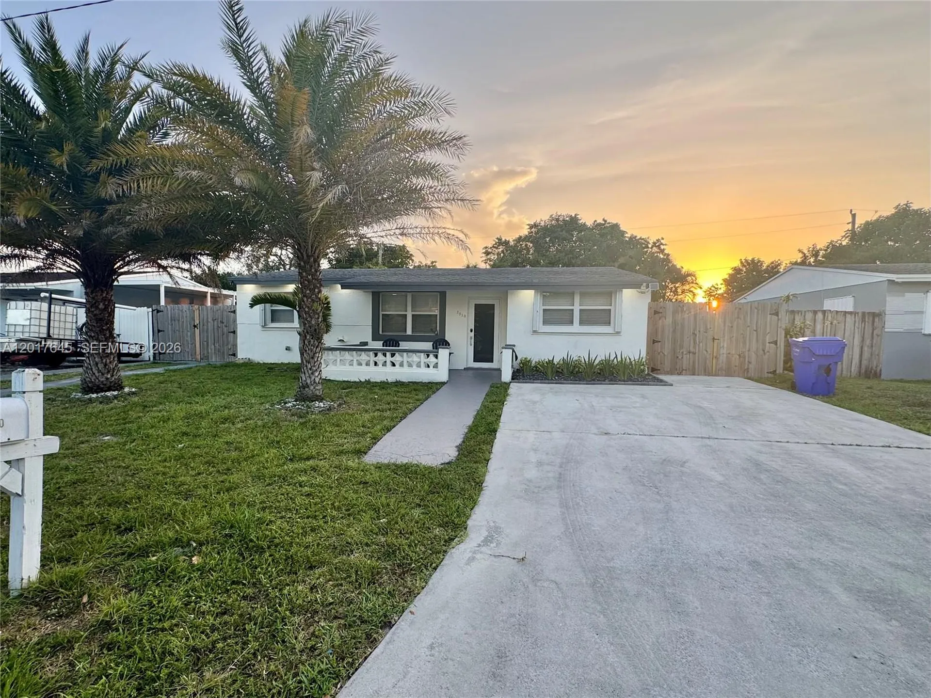 3010 N 73rd Avenue Hollywood FL 33024