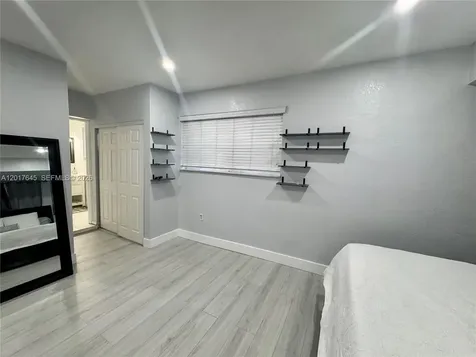 3010 N 73rd Avenue Hollywood FL 33024