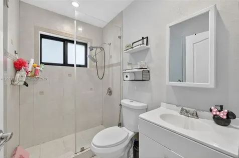 15613 SW 63rd Terrace Miami FL 33193