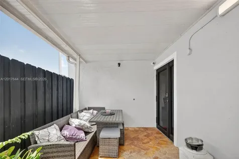 15613 SW 63rd Terrace Miami FL 33193