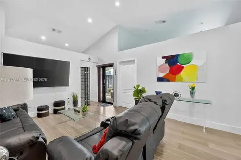 15613 SW 63rd Terrace Miami FL 33193