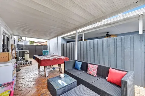 15613 SW 63rd Terrace Miami FL 33193