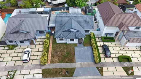 15613 SW 63rd Terrace Miami FL 33193