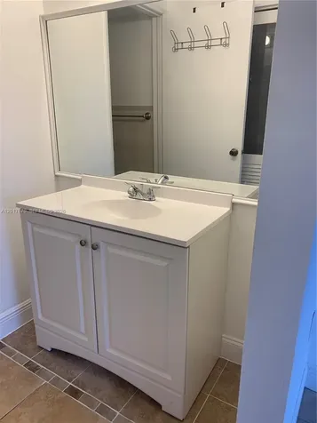 1221 SW 122nd Avenue Miami FL 33184